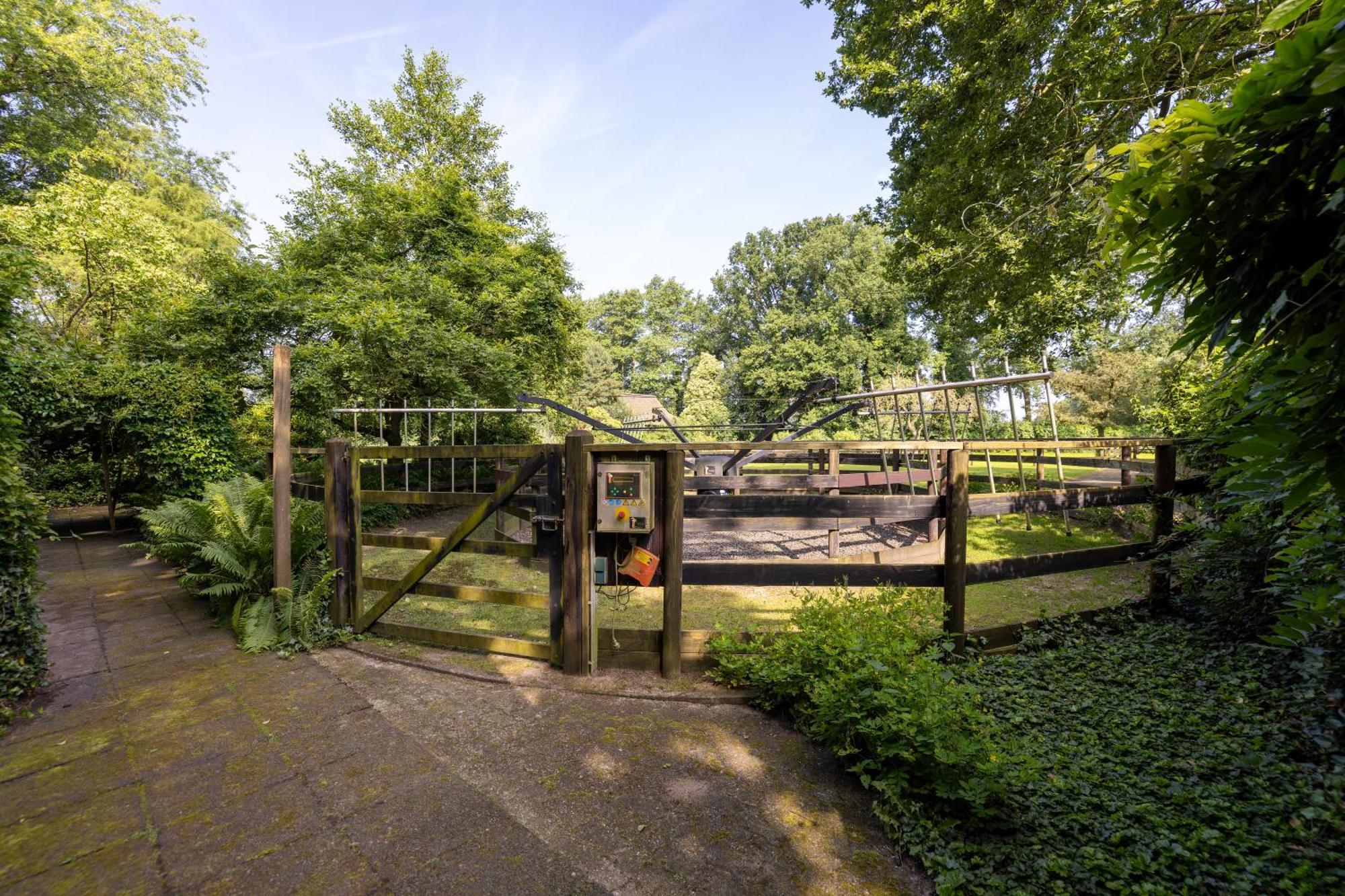 Luxe Hofstede Met Paardenstalling Lunteren Eksteriør billede